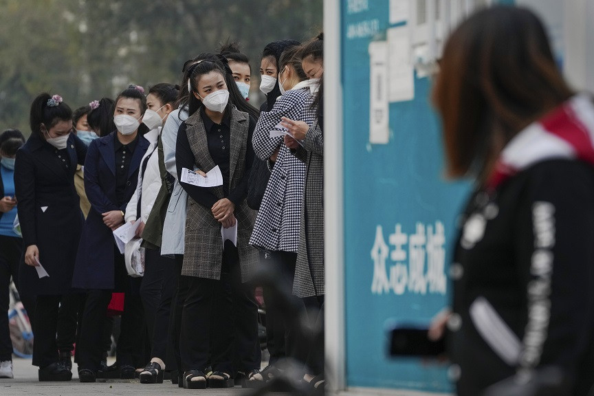 China Focuses on Vaccination After Discontent Over ‘Zero Covid’ Policy