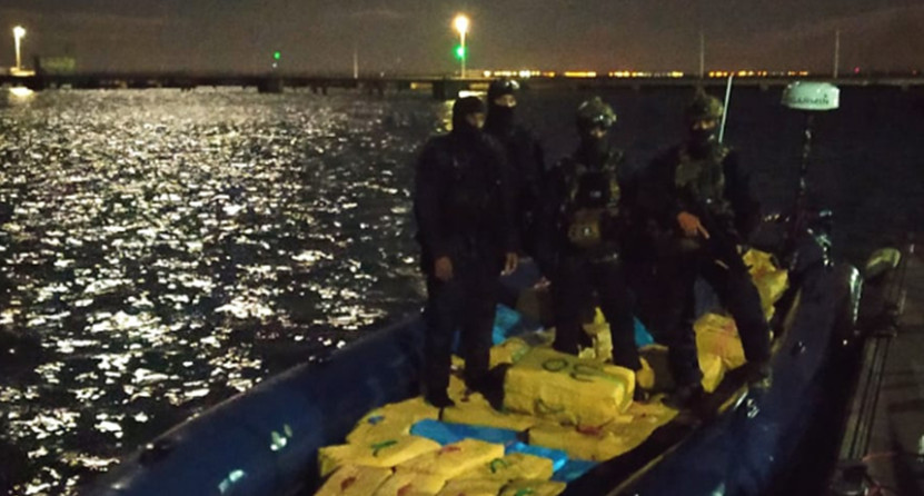 Portugal: They had 106 “balls” of 3.7 tons of hashish in a speedboat – They were spotted by a warplane
