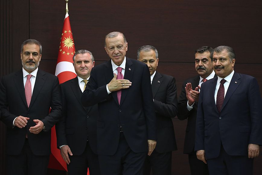 Turkey: Erdogan’s radical changes in the cabinet and the four “key” persons