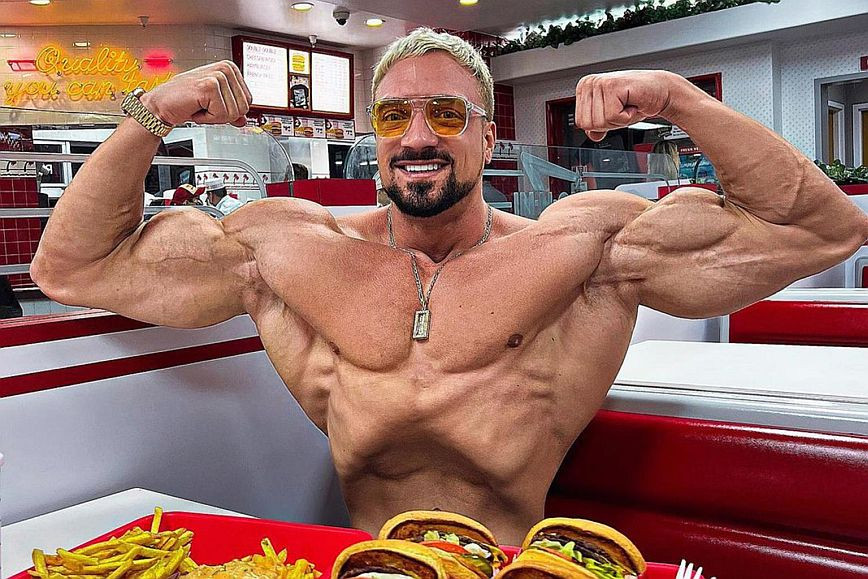Famous influencer and bodybuilder Joe Lindner dies of aneurysm - World