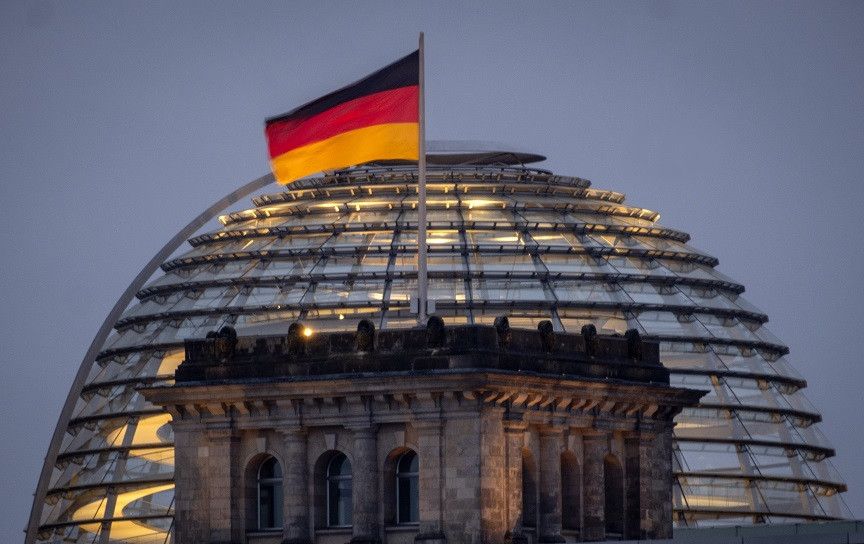 Germany: The largest pilot program of 4-day work without a reduction in salary goes into operation