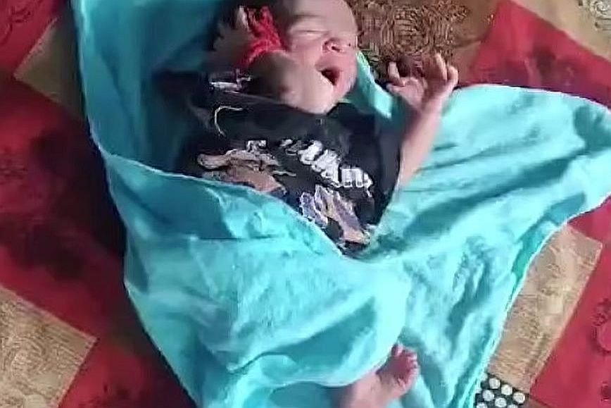 India: Baby born with 14 fingers and 12 toes, considered reincarnation of Hindu goddess