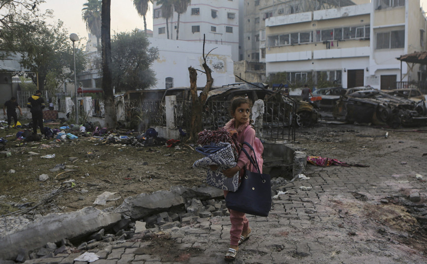 A US official has arrived in Egypt to announce additional aid to the Palestinians