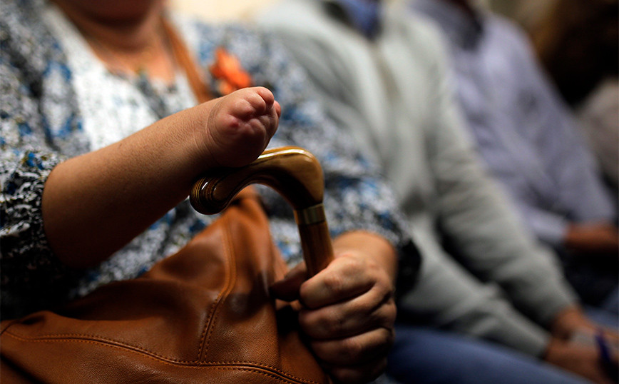 Thalidomide, the “miracle drug” that caused deformities in thousands of children around the world