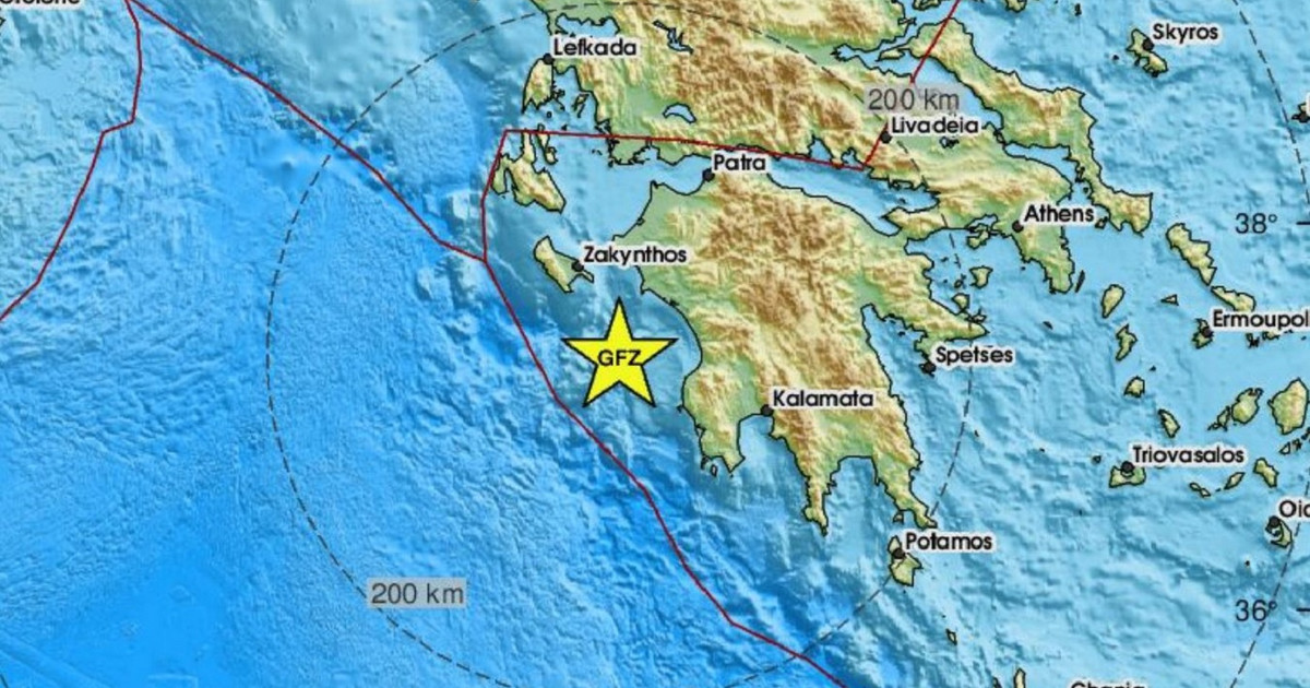 The 5.7 Richter earthquake that occurred east of the Strofades shook part of Lower Italy