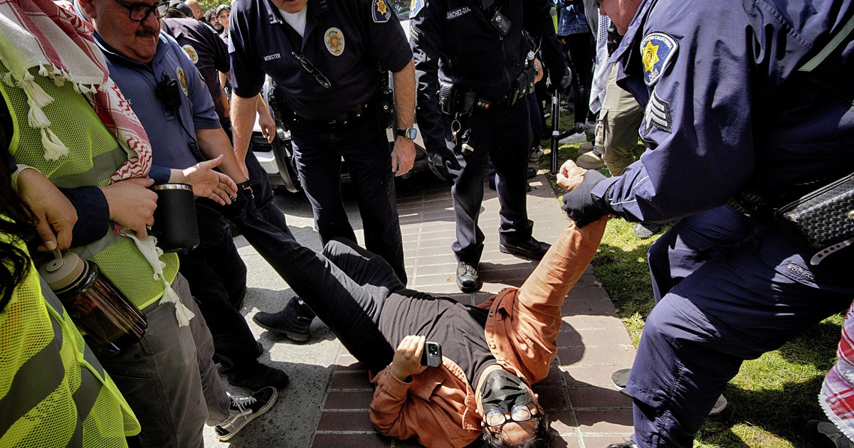 93 total arrested at pro-Palestinian protest on Los Angeles campus