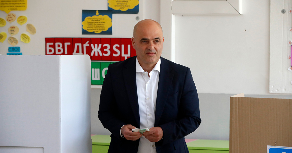 The leader of the outgoing ruling Social Democratic Party of North Macedonia has resigned