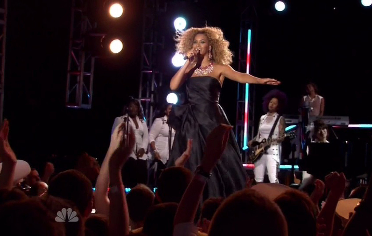 H Beyonce μάγεψε τους συμπατριώτες της - Newsbeast