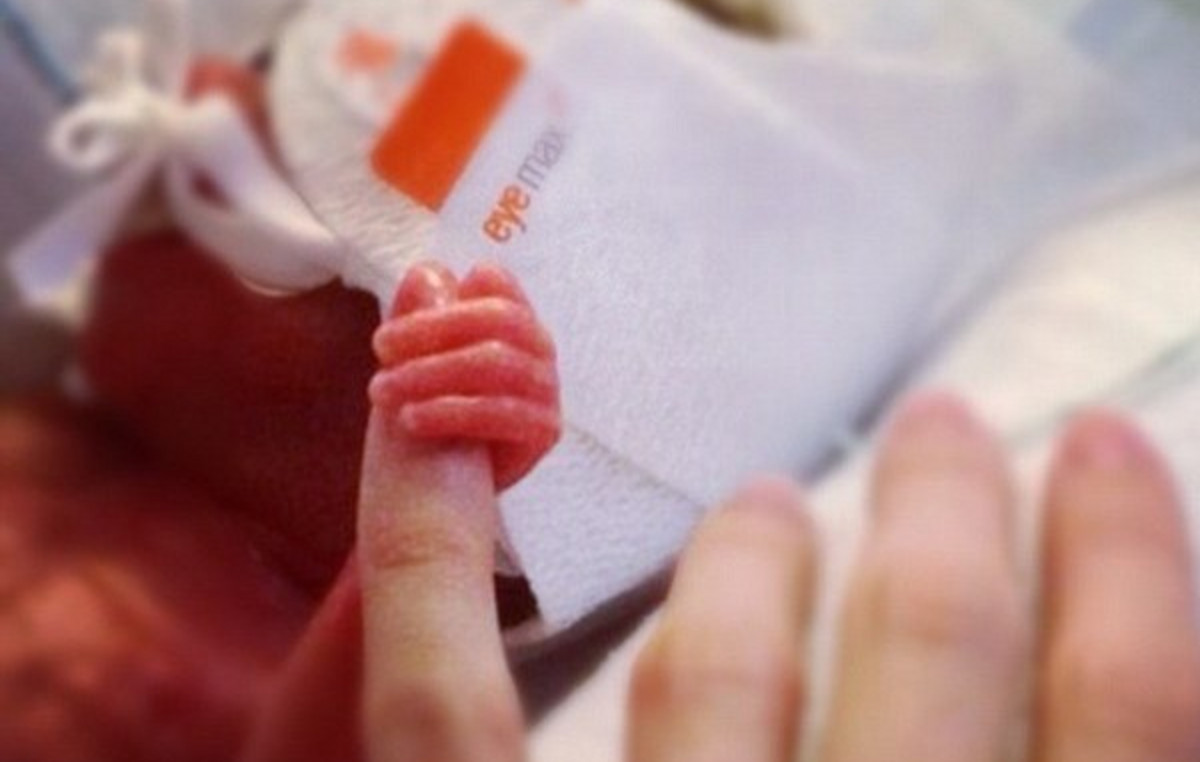 Cyprus: Born in the hospital toilet – he didn’t know she was pregnant