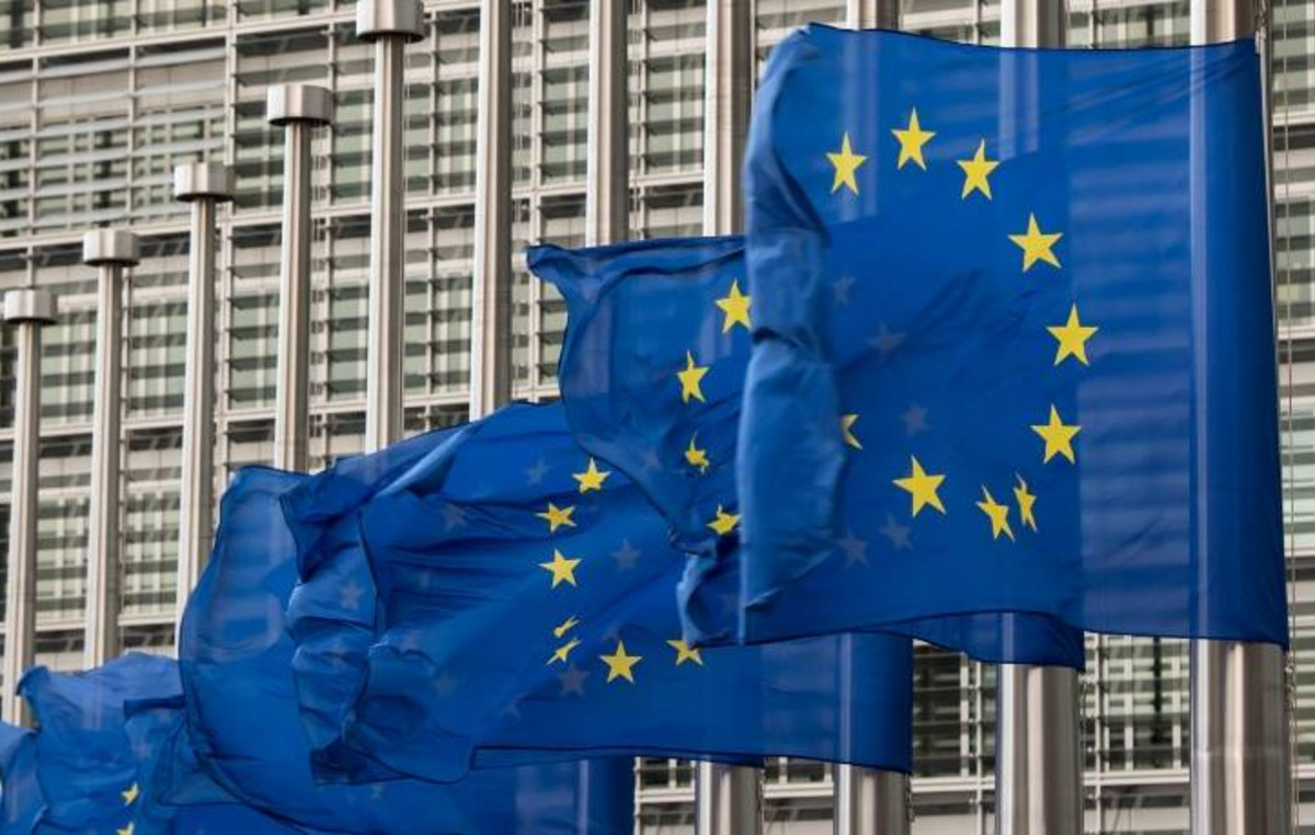 Η Ε.Ε. καλεί σε μια ειρηνική και συντεταγμένη μετάβαση στη Συρία ...