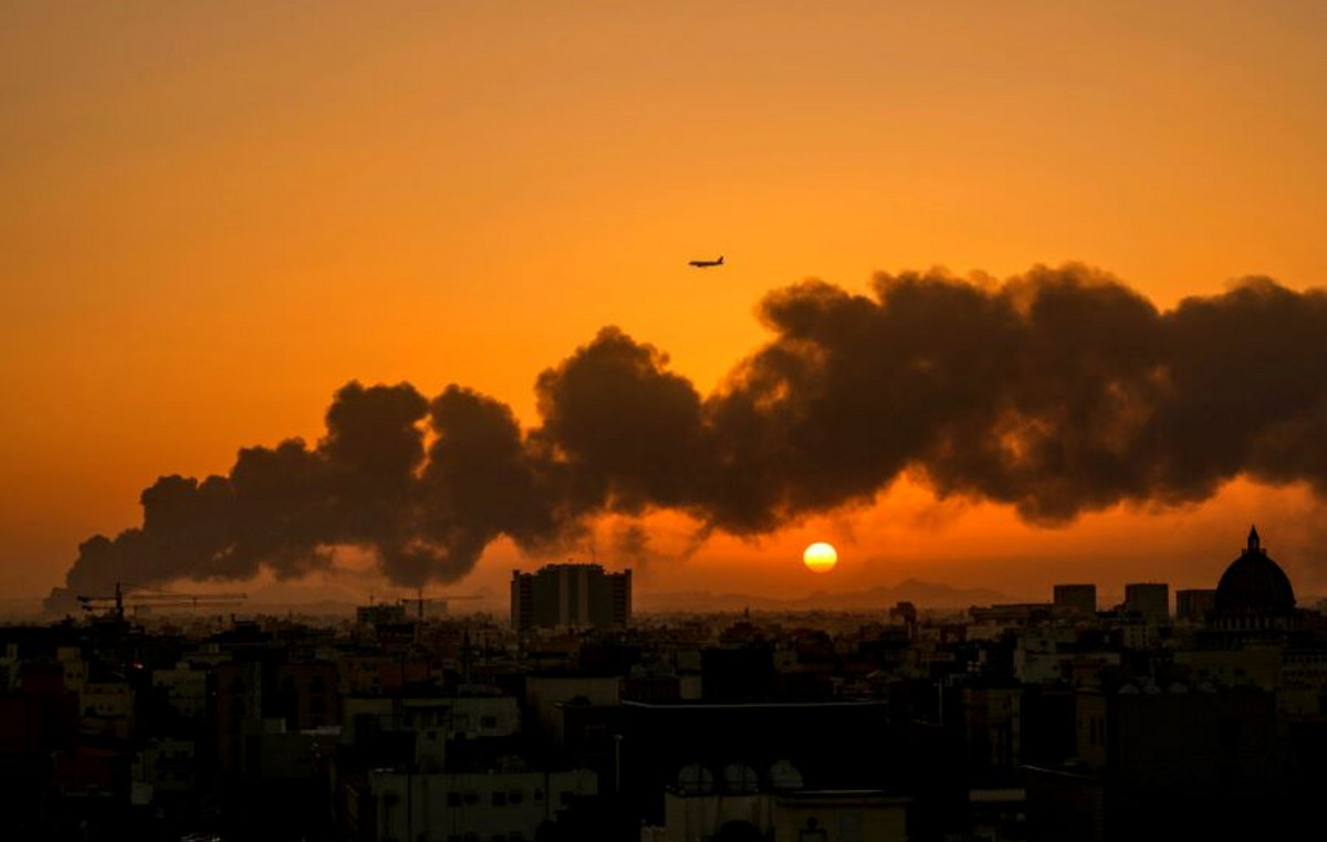New Israeli strikes with targets of Houthi’s positions in Sanaa New Israeli strikes with targets of Houthi’s positions in Sanaa