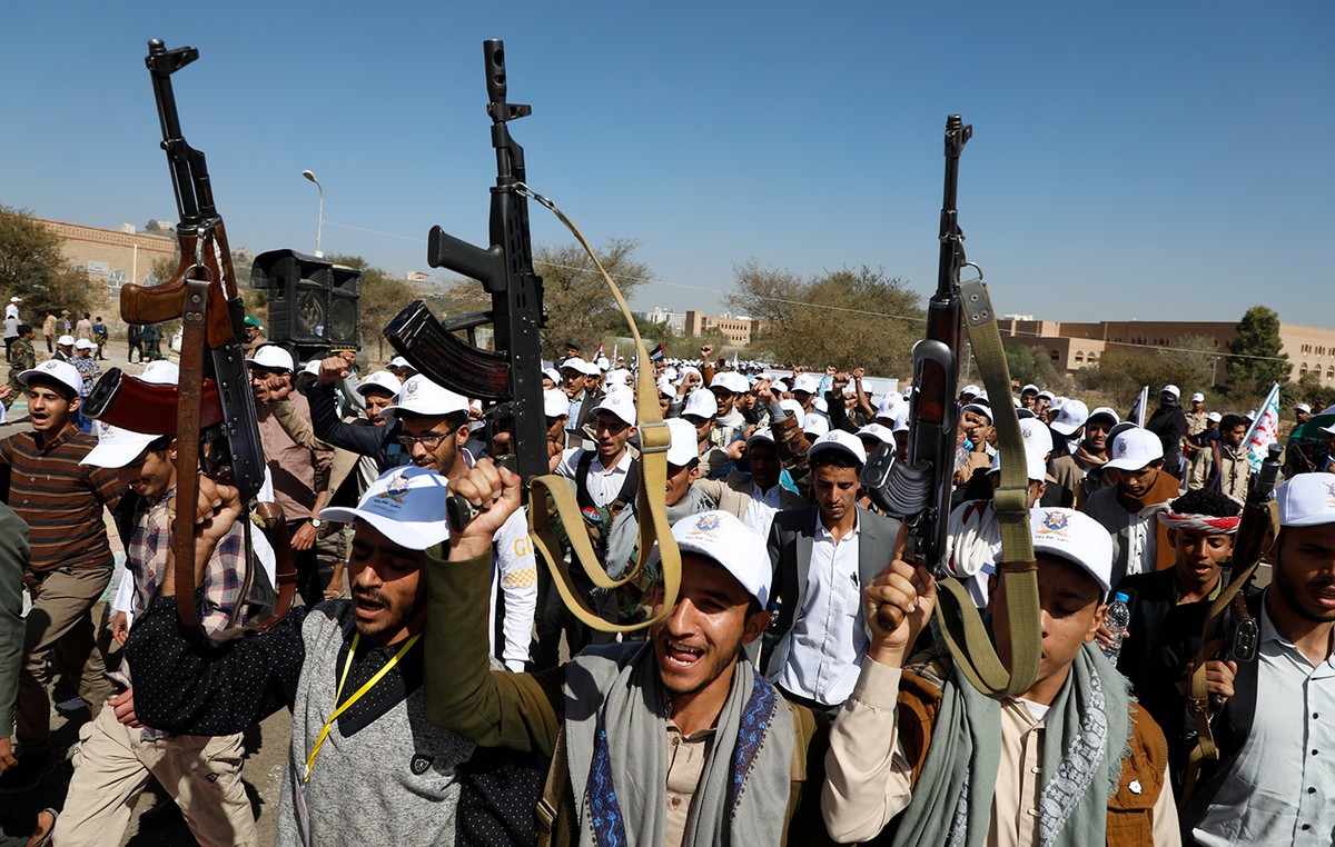 Houthi deny that their leaders were hit by Israel
