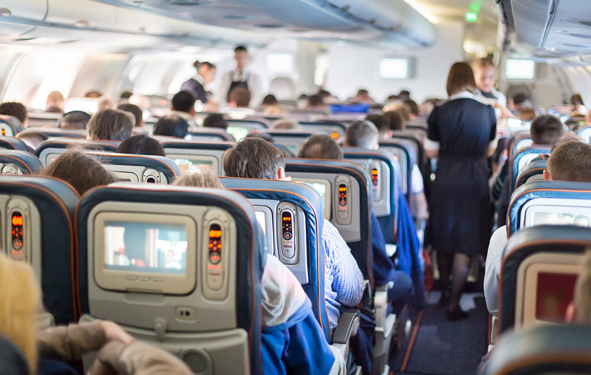 Airlines are opposed to reducing charges that charge credit card transactions