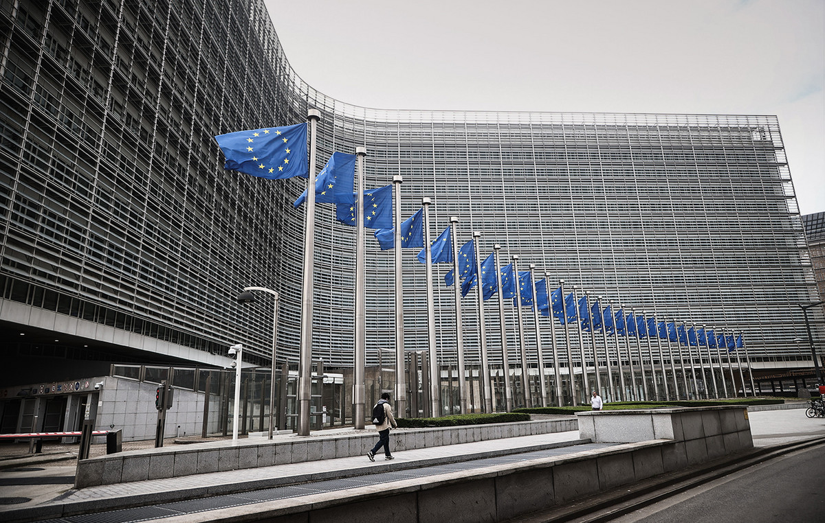 “We are discussing the areas where we could move to agreements with the US,” said EU spokesman