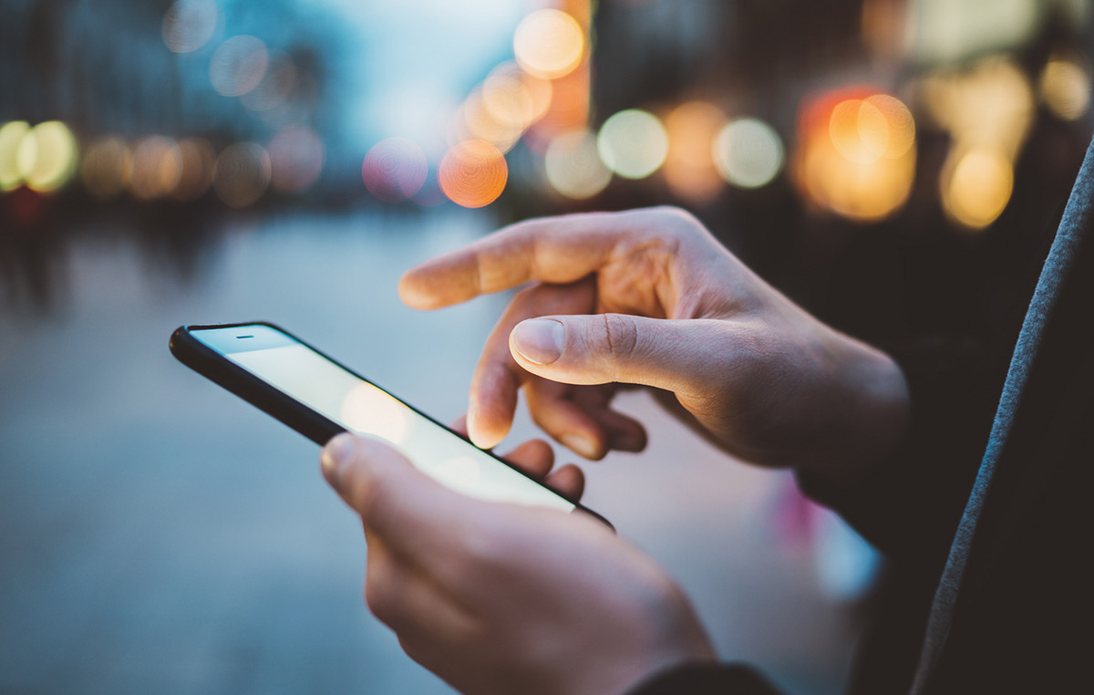 “Even when friends call them, they send a message” – The reasons Gen Z never answers on the phone