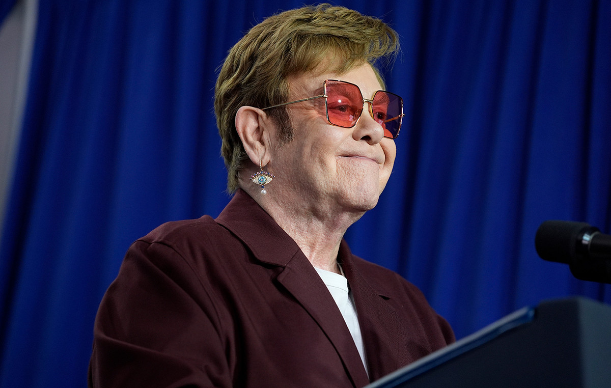 “Fire” Elton John against the British Government – “Popular Rights are violated for the benefit of businesses”