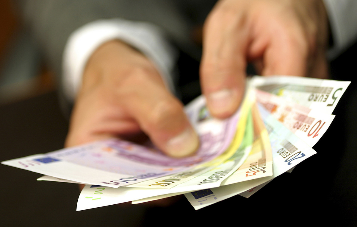 He won 6.5m euros and didn’t get one: the winner of a lottery that ended up almost homeless – the bank “disappeared” everything
