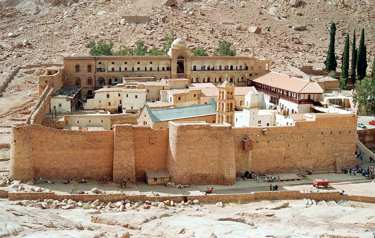 Al Sissi for the Monastery of St. Catherine Sinai: It will be preserved its unique and sacred religious regime