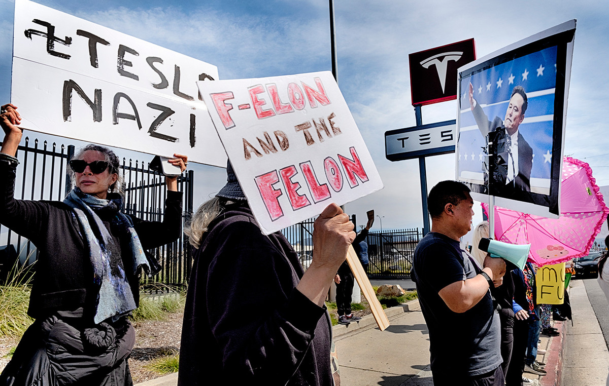 ‘Internal Terrorism’ Tesla’s vandalism – new statements by US justice minister