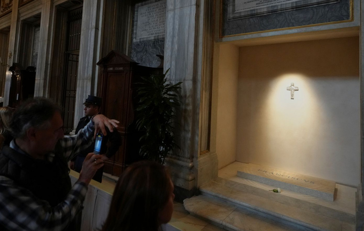 The one and only word in the grave of Francis – the “Pope of the Poor” passed to eternity