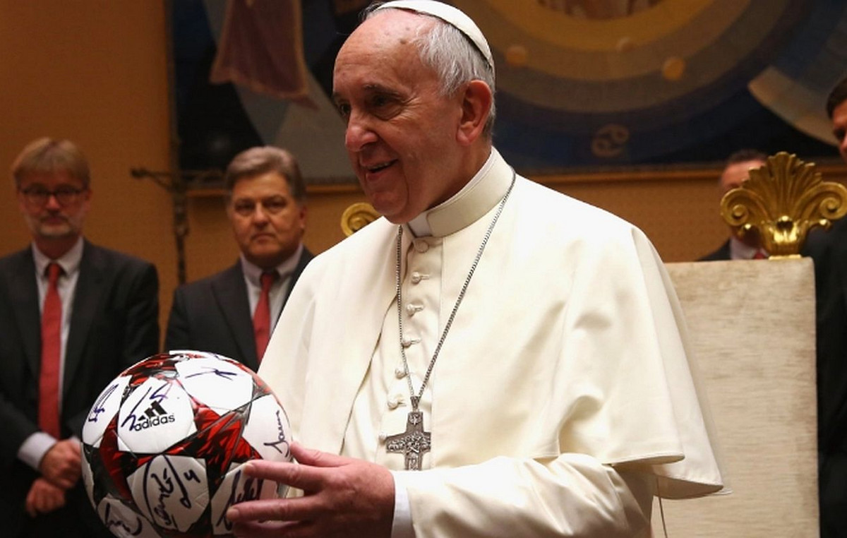 All Monday’s football matches were postponed to Argentina because of Pope Francis’ death