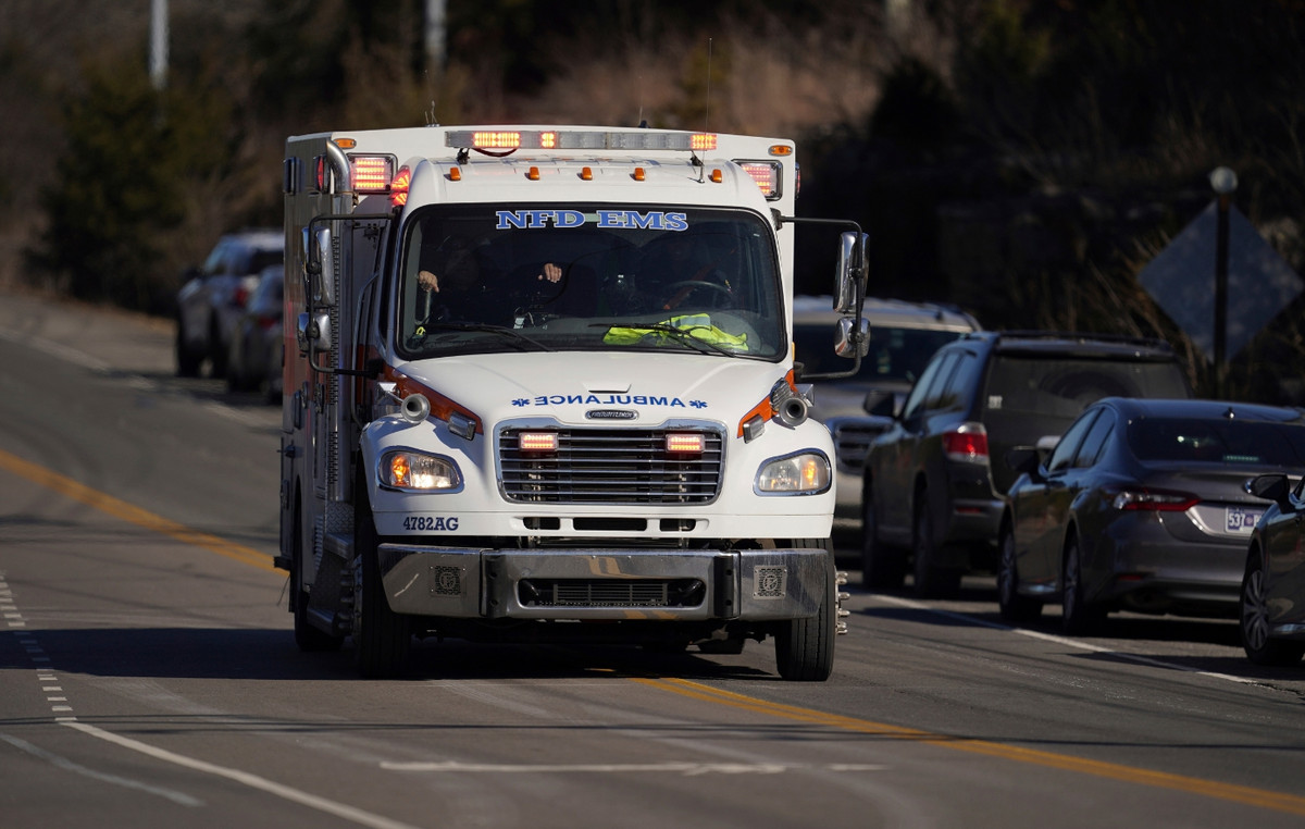At least 20 dead from the passage of tornadoes to the US