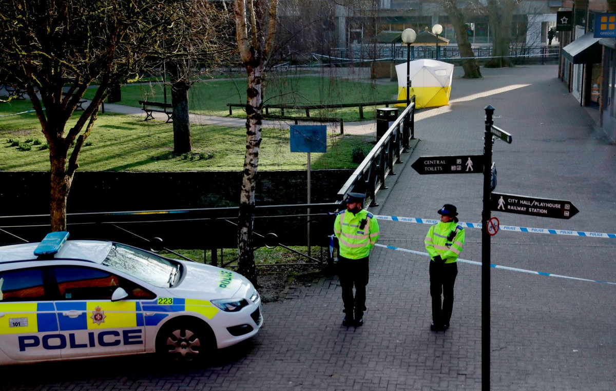 Alarm in Leicester: Car fell to crowd – three serious injuries, the driver arrested