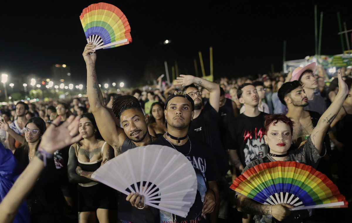 The drawing of the attack on the Lady Gaga concert – the hate rhetoric against the LOATKI community and the child pornography The drawing of the attack on the Lady Gaga concert – the hate rhetoric against the LOATKI community and the child pornography