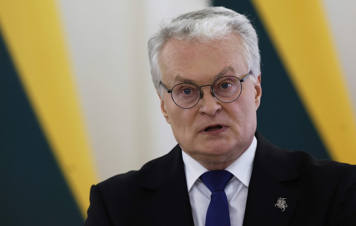 The next EU sanctions package against Russia should look like a “Molotov cocktail”, the Lithuanian president says