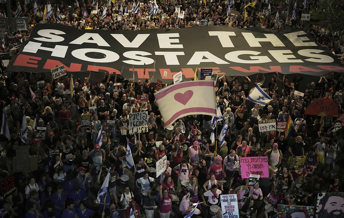 Israel: Hundreds of protesters demanded the end of war in Gaza and the release of hostages Israel: Hundreds of protesters demanded the end of war in Gaza and the release of hostages