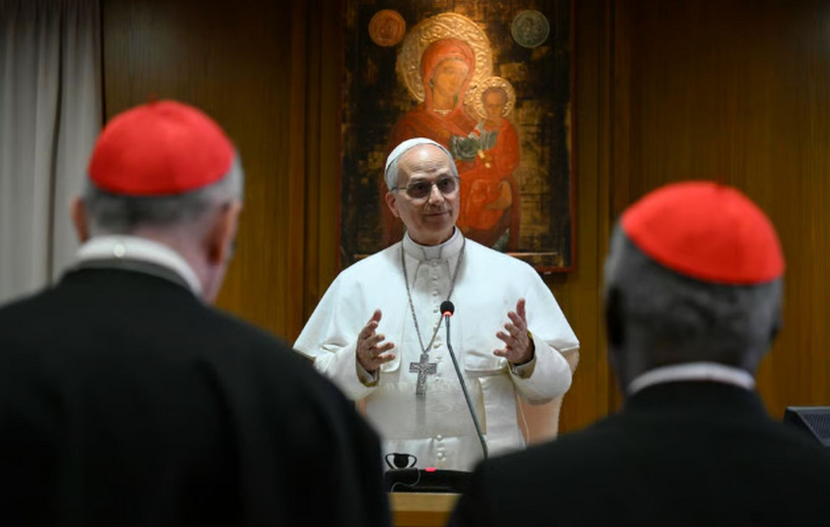 Will the first American Pope put it with Donald Trump?