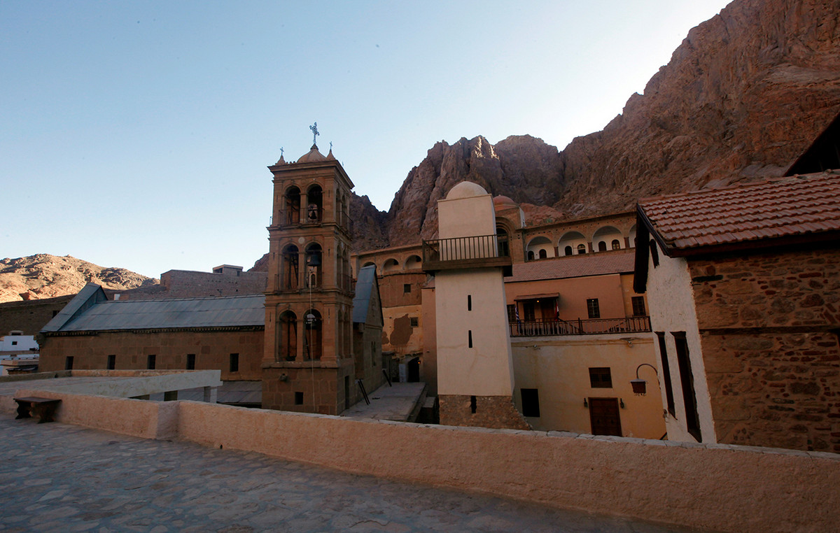 “Caulboo boiling” the Sinai Monastery – to take lawsuits against the “rebels” is prepared by Archbishop Damianos