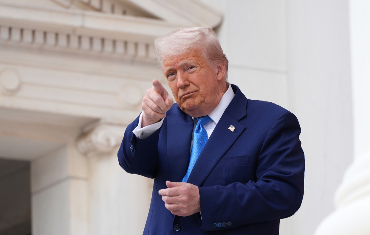Trump gives thanks to reality stars who were sentenced to 19 years in prison because they voted for him
