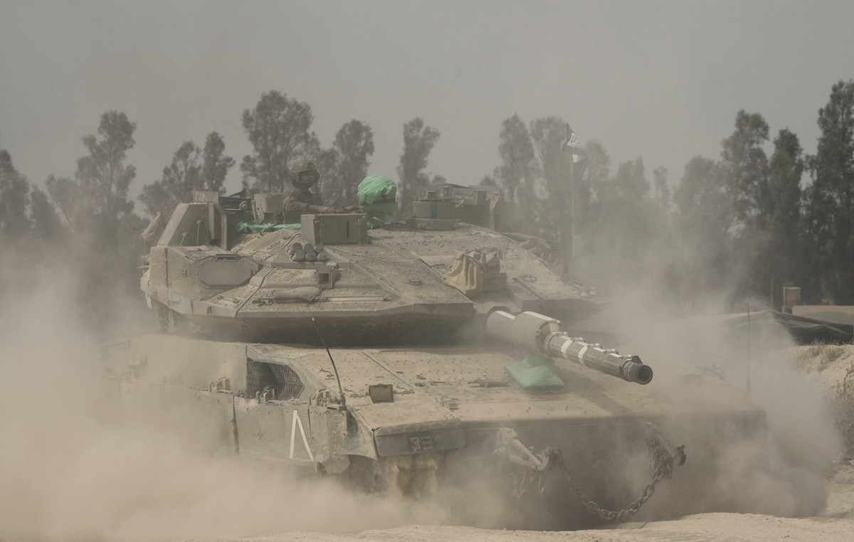 Israel launched a land operation in the north and southern Gaza – “Gideon tanks” in progress