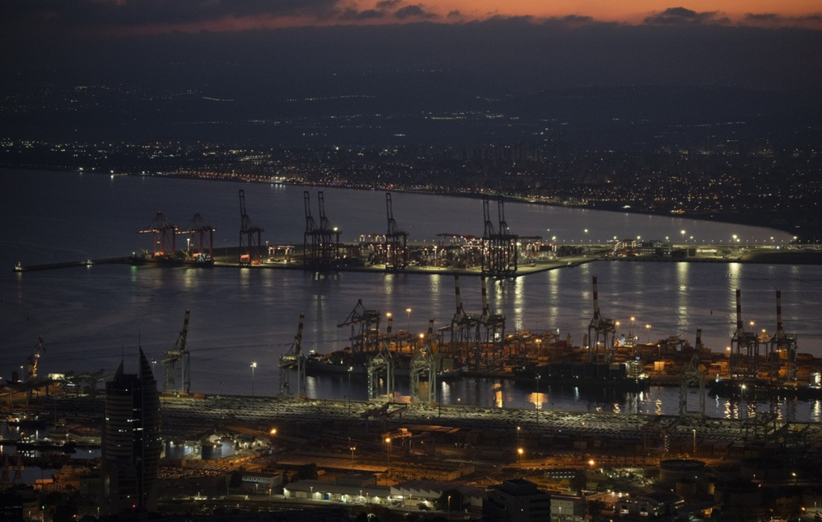 Houthi warns of “naval blockade” of Haifa port in Israel