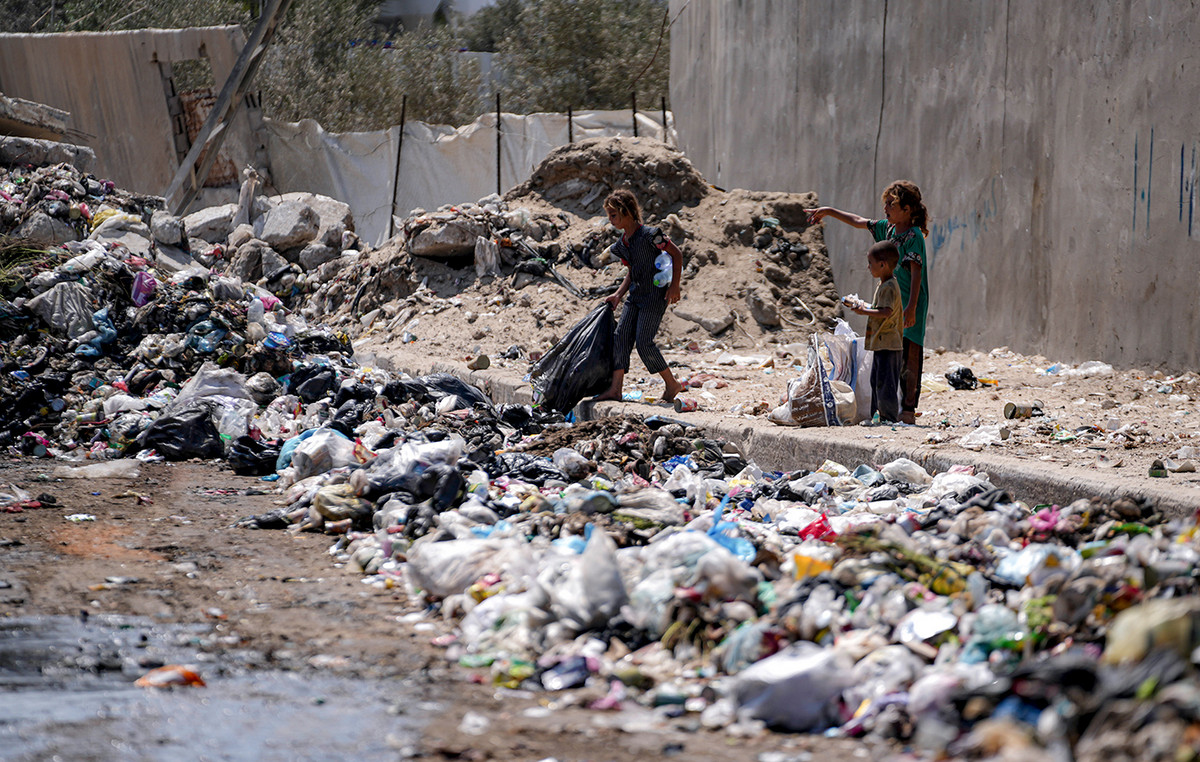 The Humanitarian Foundation for Gaza denounces the deaths of his five employees in Hamas attack