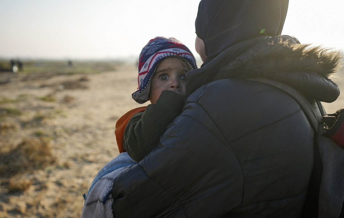 Little Nivin from Gaza underwent an open heart surgery in Jordan – they have been back in hell a few days later