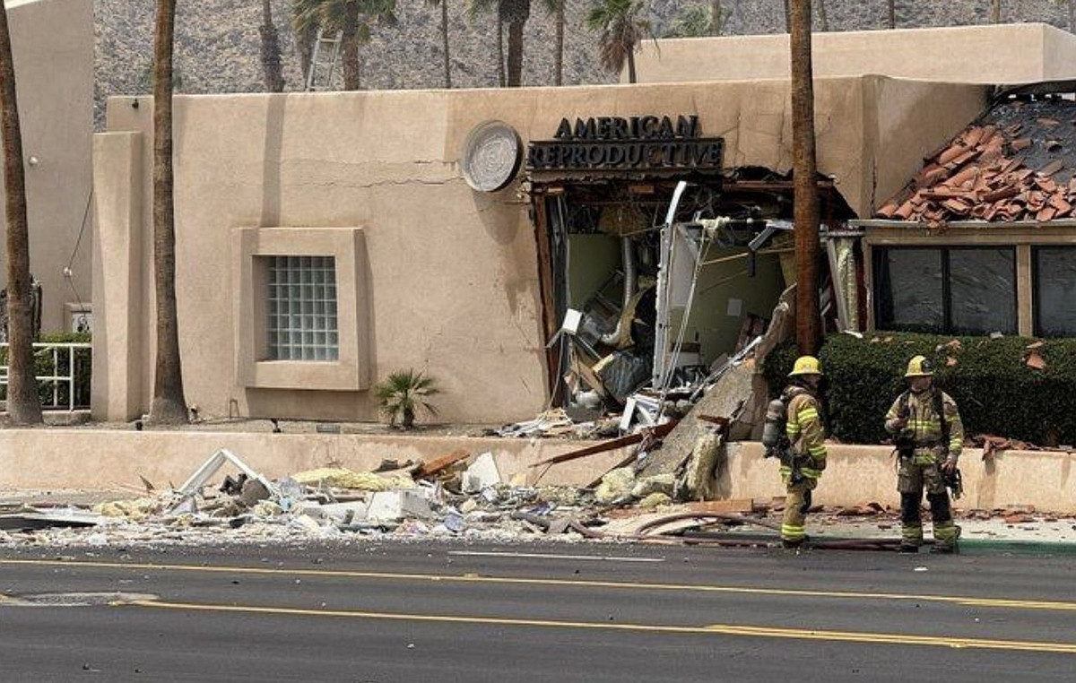 USA: Bomb blast in front of a clinic in California – one dead and five injured