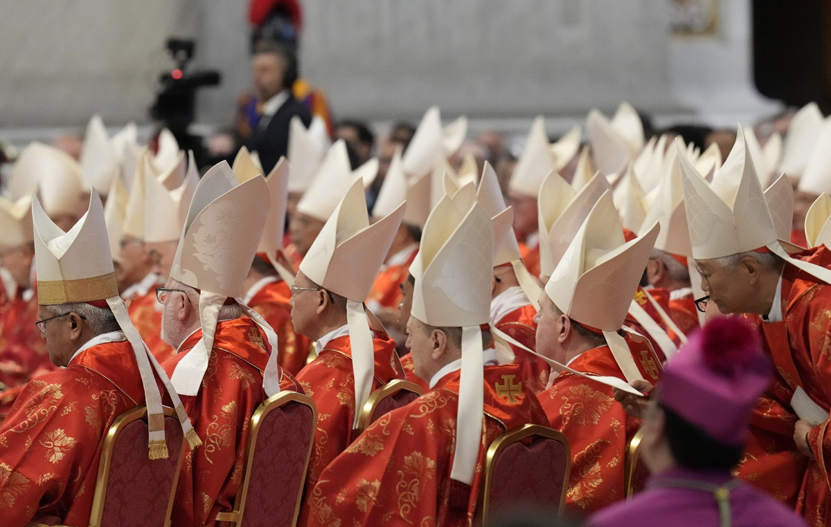 Started the Conclave that will elect the new Pope – the 6 issues that “burn” and should be faced by Pontiff
