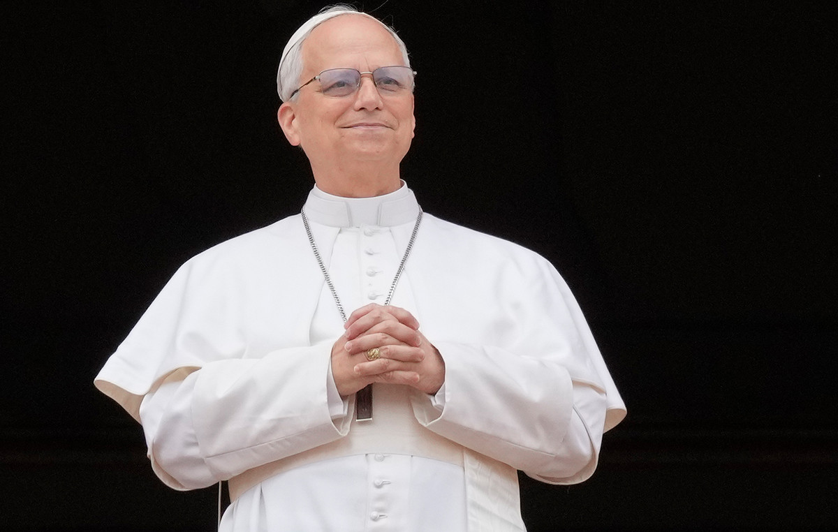 The Apostolic Palace Doors Open again: When will Pope Leo move