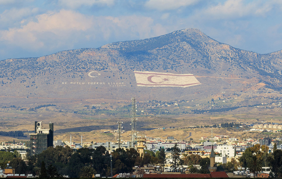 Cyprus: Hungarian in prison for illegal sales of Greek property in the occupied
