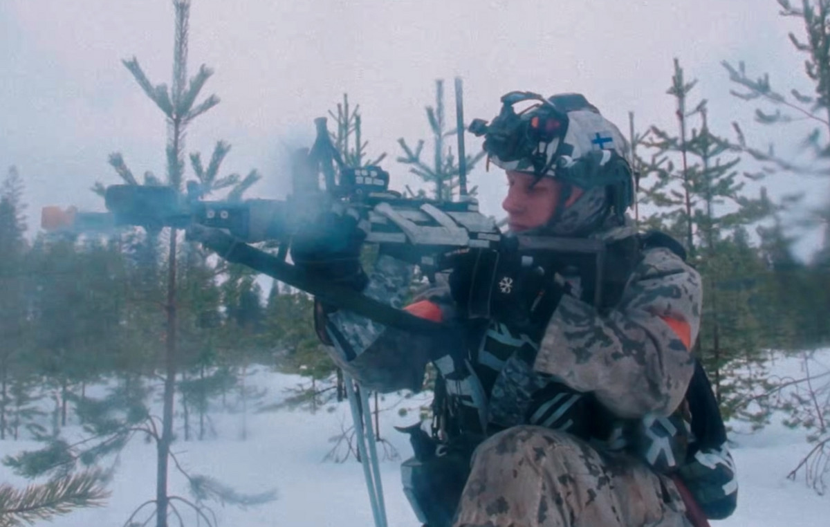 New images show the reinforcement of Russian military infrastructure on the border with Finland – does the new Cold War start? New images show the reinforcement of Russian military infrastructure on the border with Finland – does the new Cold War start?