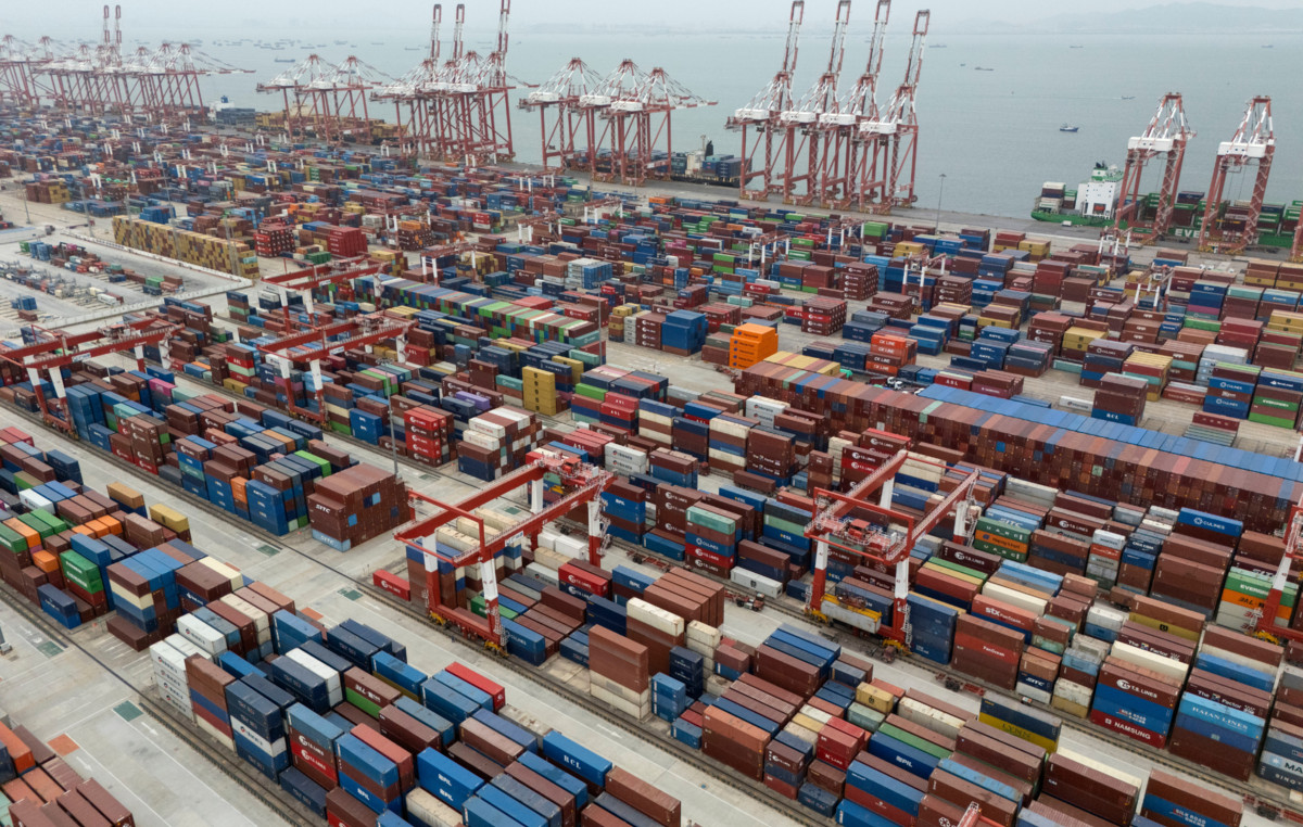 EU counterattack plan with 100 billion duties in US products if talks with Trump fail