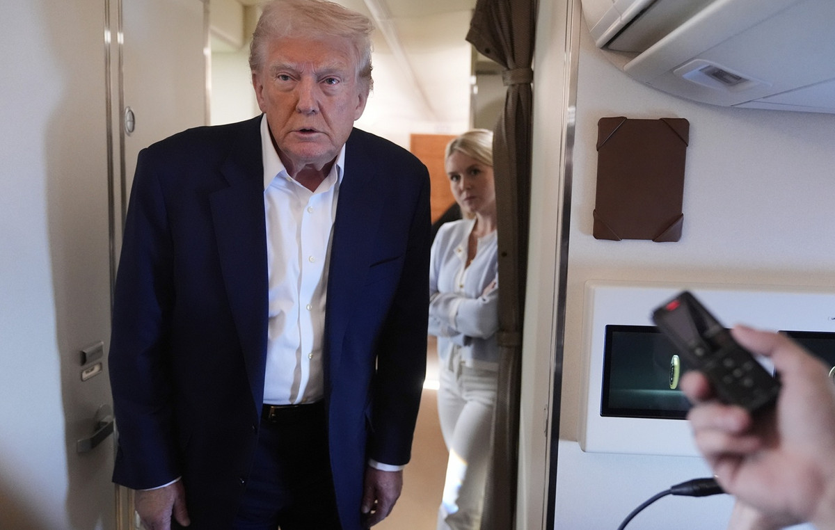 CNN Analysis: Trump rules without restrictions, causing concerns about authoritarianism
