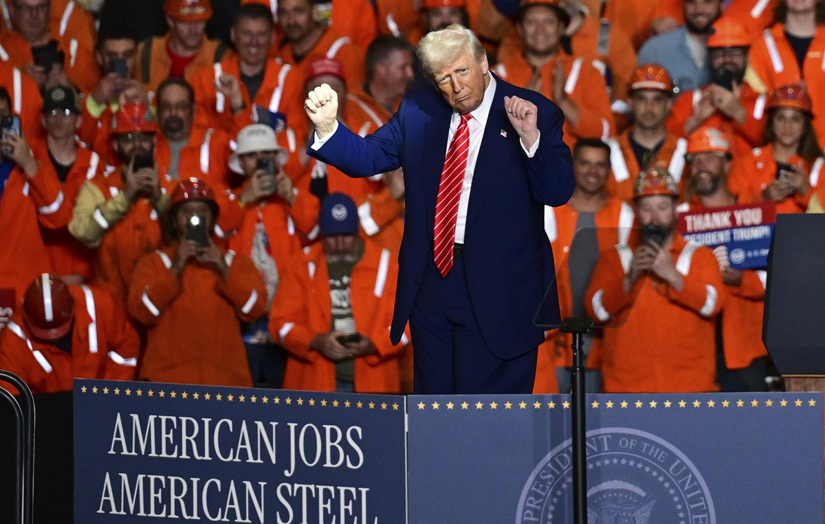 Trump: We will increase to 50% customs duties in steel
