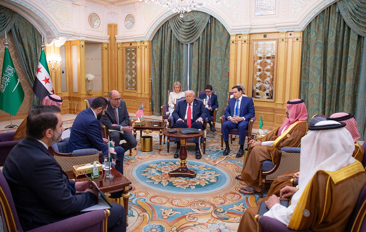 CNN: Trump family businesses with Gulf Countries – from golf courses to cryptocurrencies