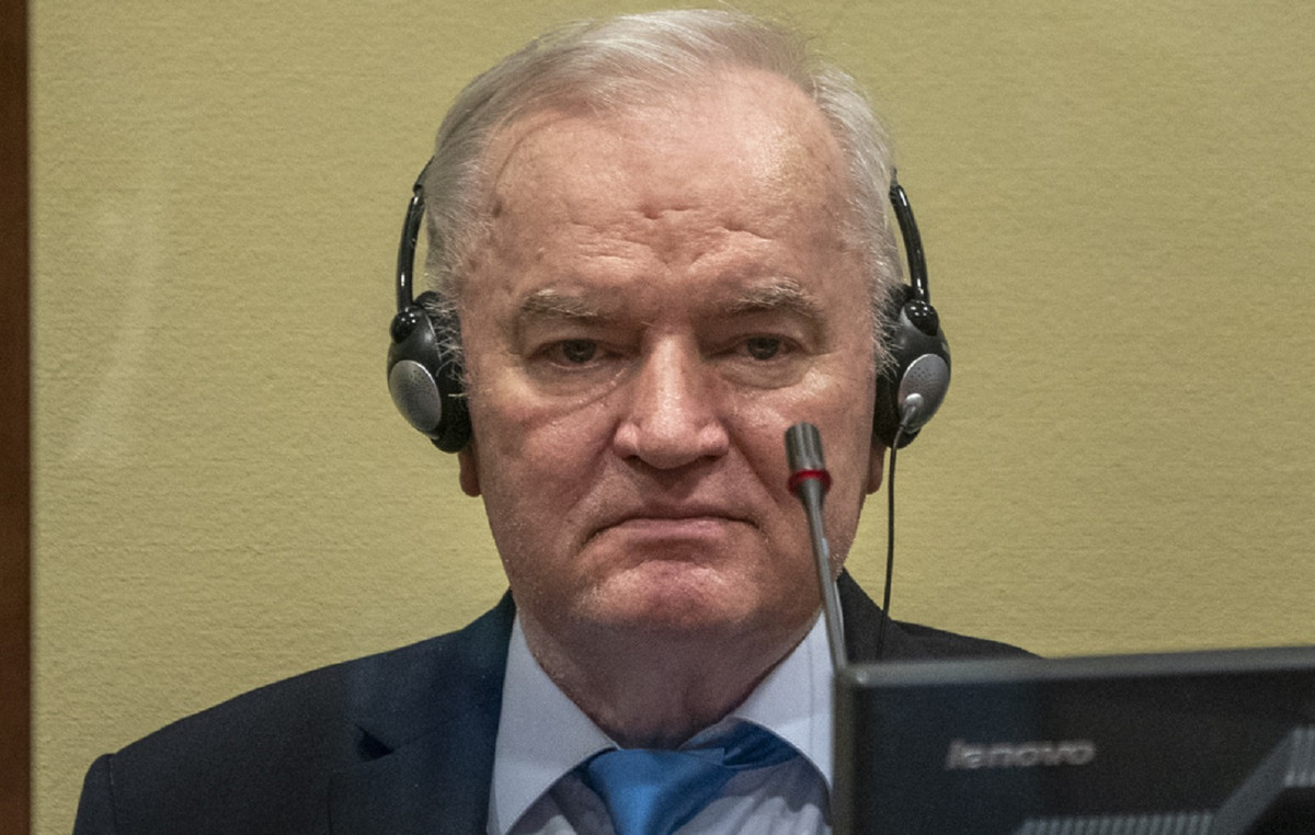 Genocide -convicted military leader Ratko Mladic asks to be released for health reasons