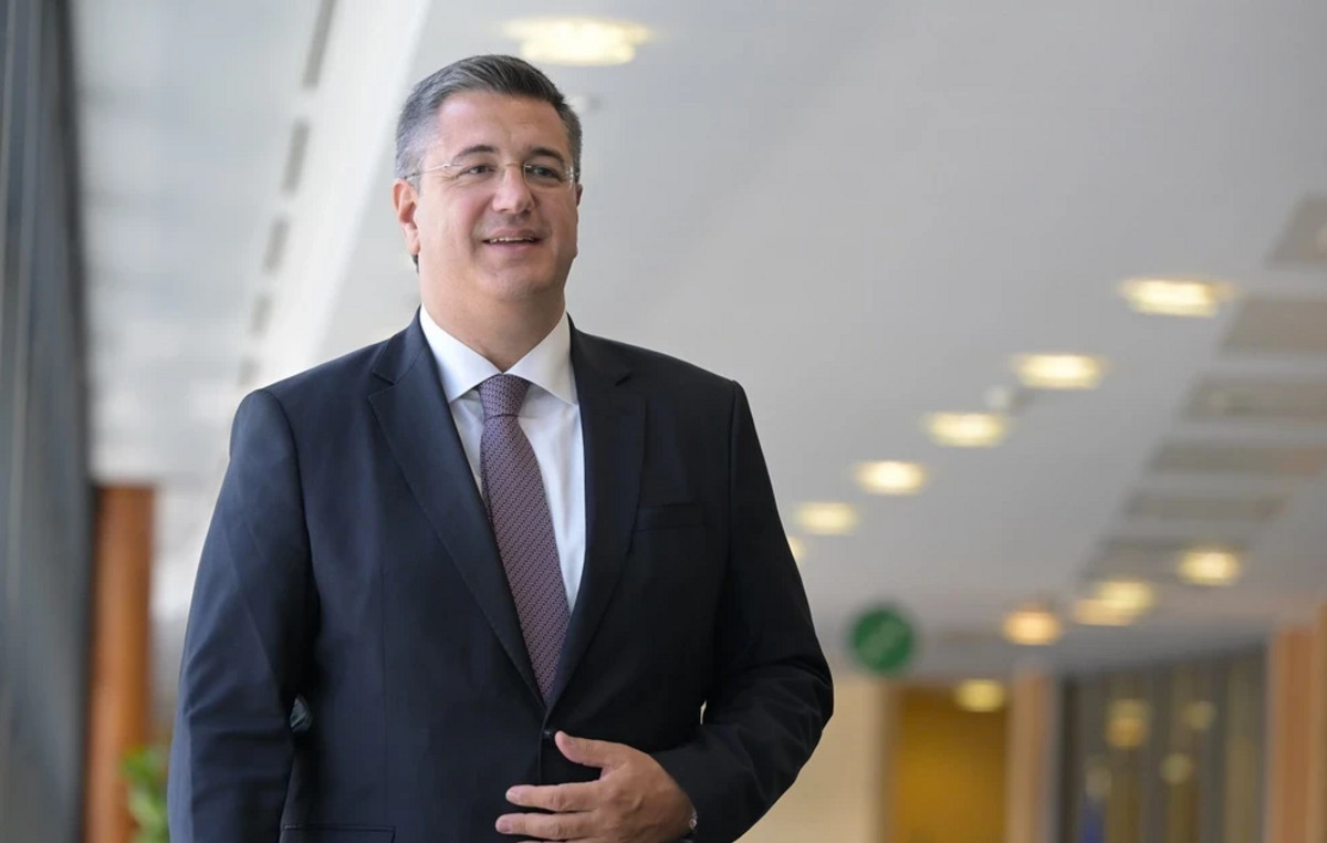 Tzitzikostas: “Our bet to achieve the right balance between economic growth and prosperity”