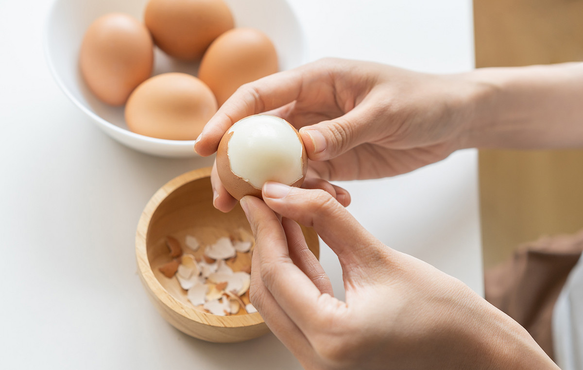 He put 15 boiled eggs on his anus because of the pill he took – he was hospitalized in intensive