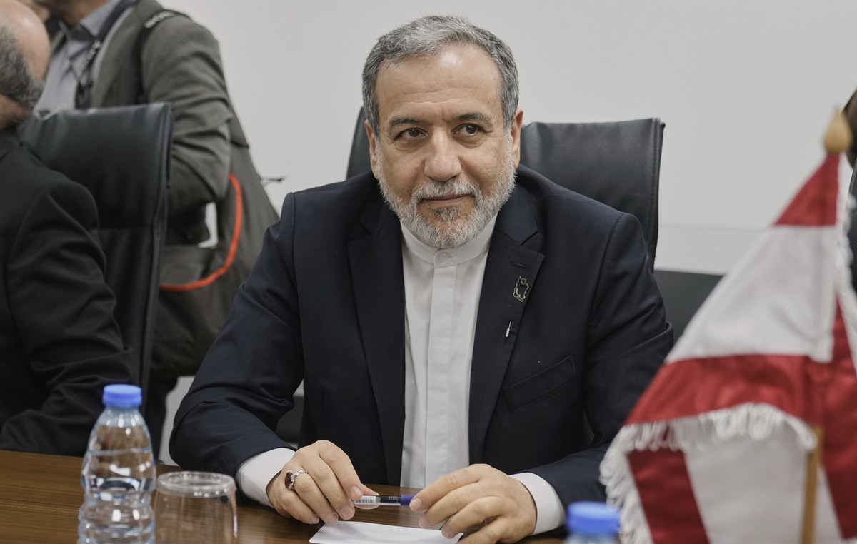 Arakzi: “Iran acts exclusively in legal defense – we remain committed to diplomacy”